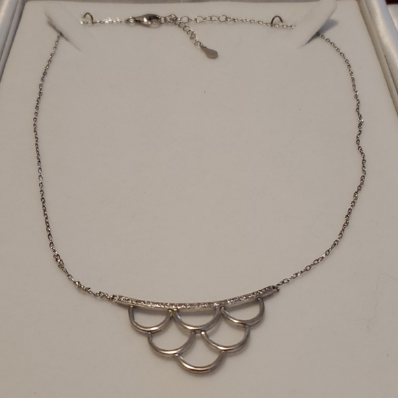 Silver necklace with crystal - Picture 2 of 4